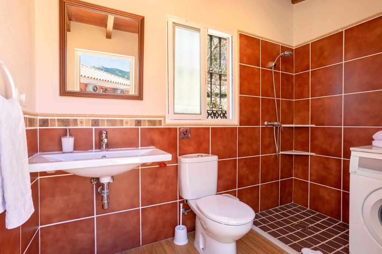 Casa Los Cortijillos Alcaucin Bagian luar foto