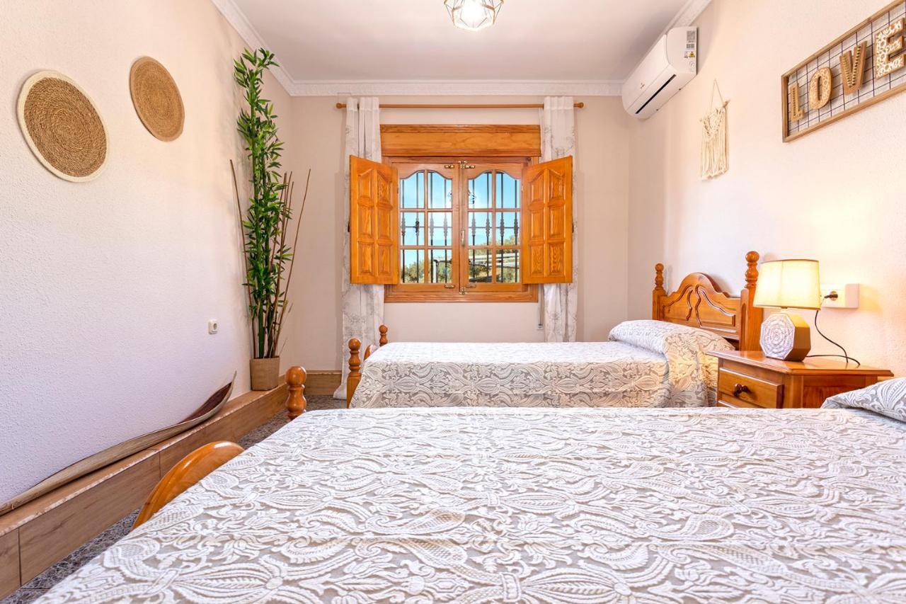 Casa Los Cortijillos Alcaucin Bagian luar foto