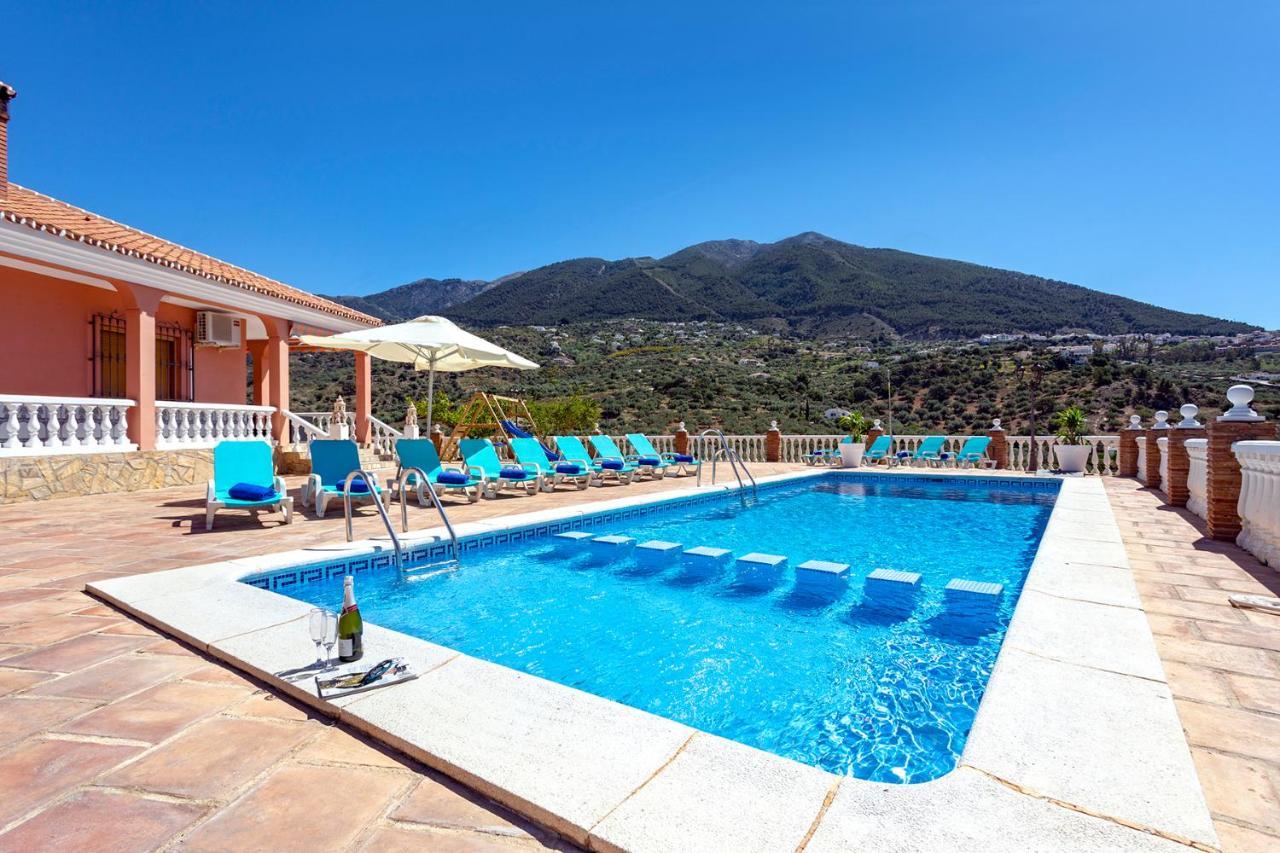 Casa Los Cortijillos Alcaucin Bagian luar foto
